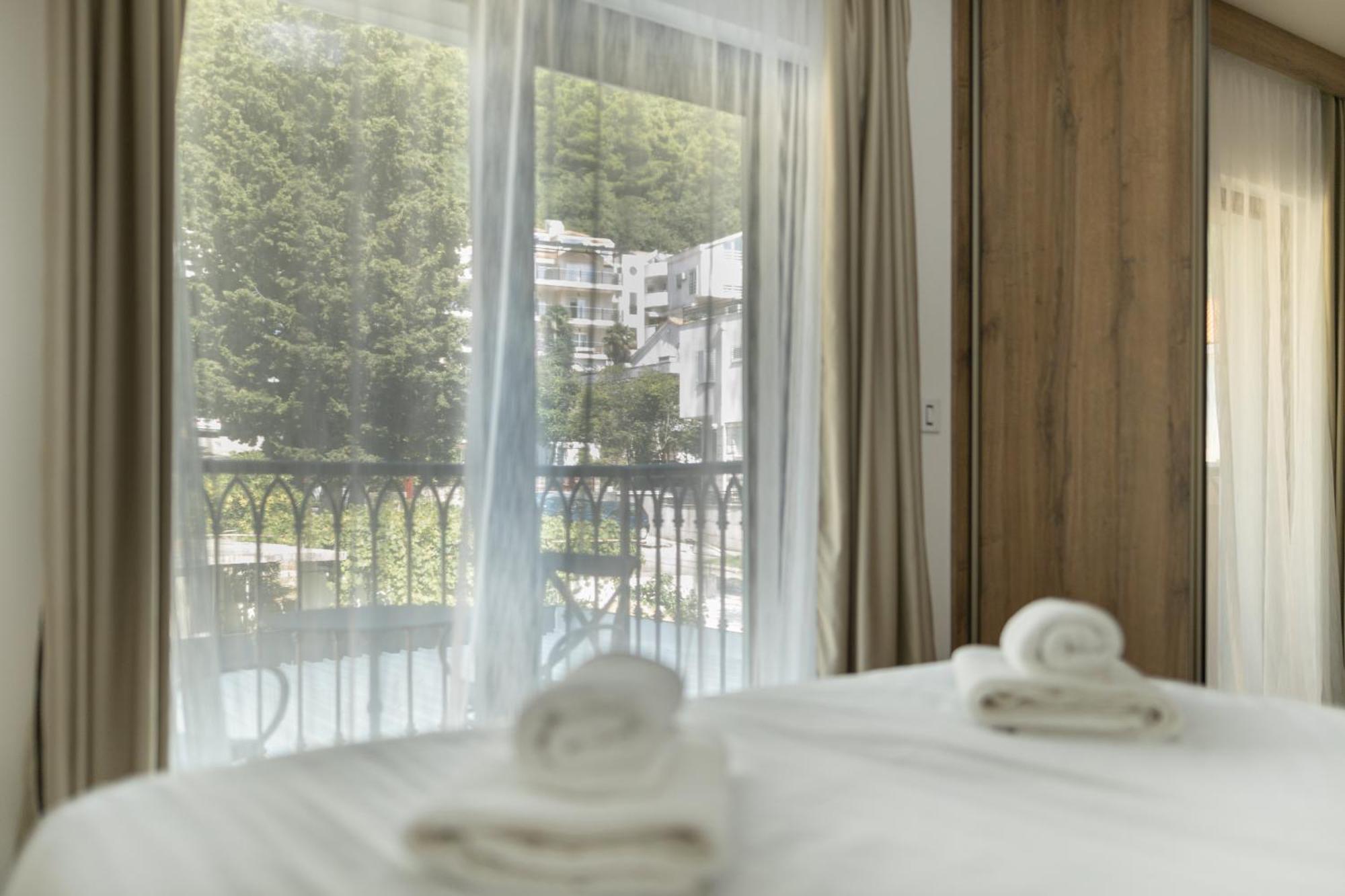 Hotel Diplomat By Aycon ブドヴァ エクステリア 写真