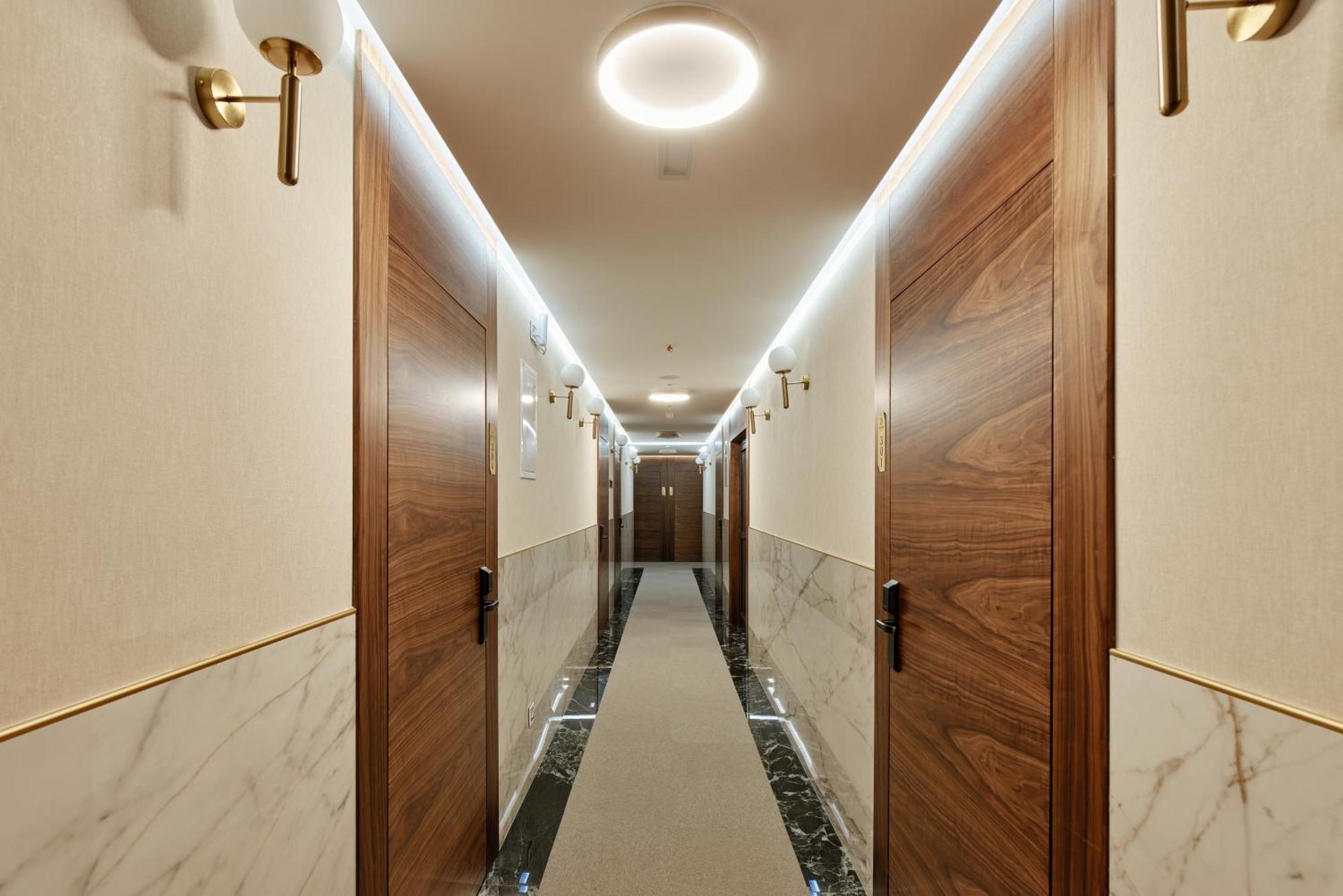 Hotel Diplomat By Aycon ブドヴァ エクステリア 写真