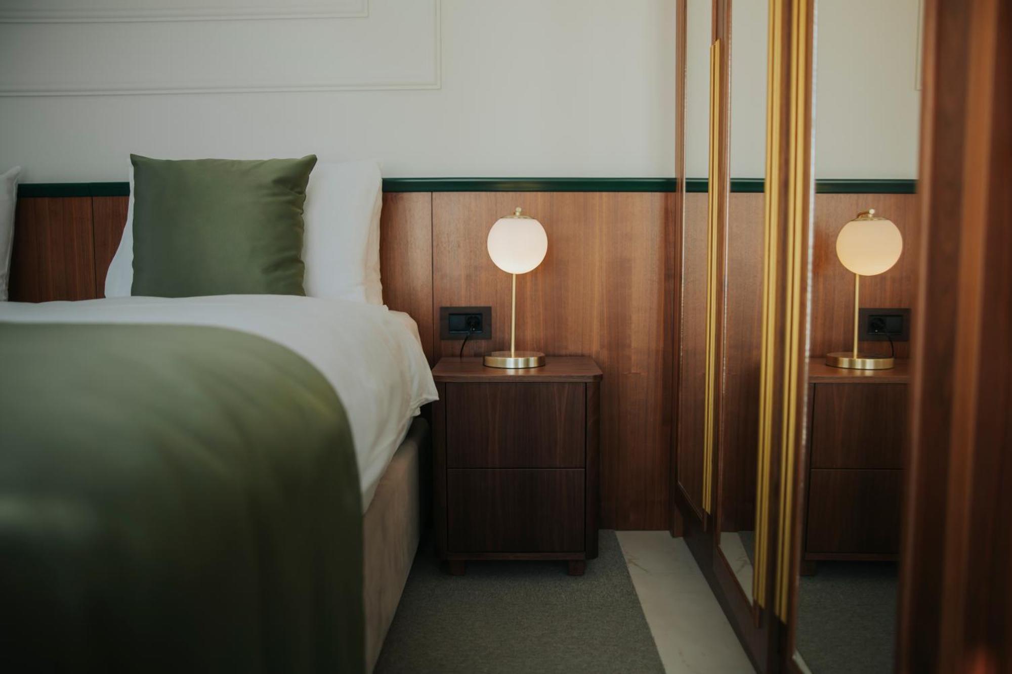 Hotel Diplomat By Aycon ブドヴァ エクステリア 写真